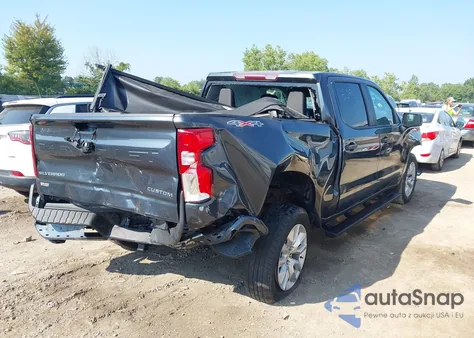 2019 Chevrolet Silverado 1500 Custom z USA, uszkodzony, nr VIN 1GCPYBEH0KZ366993